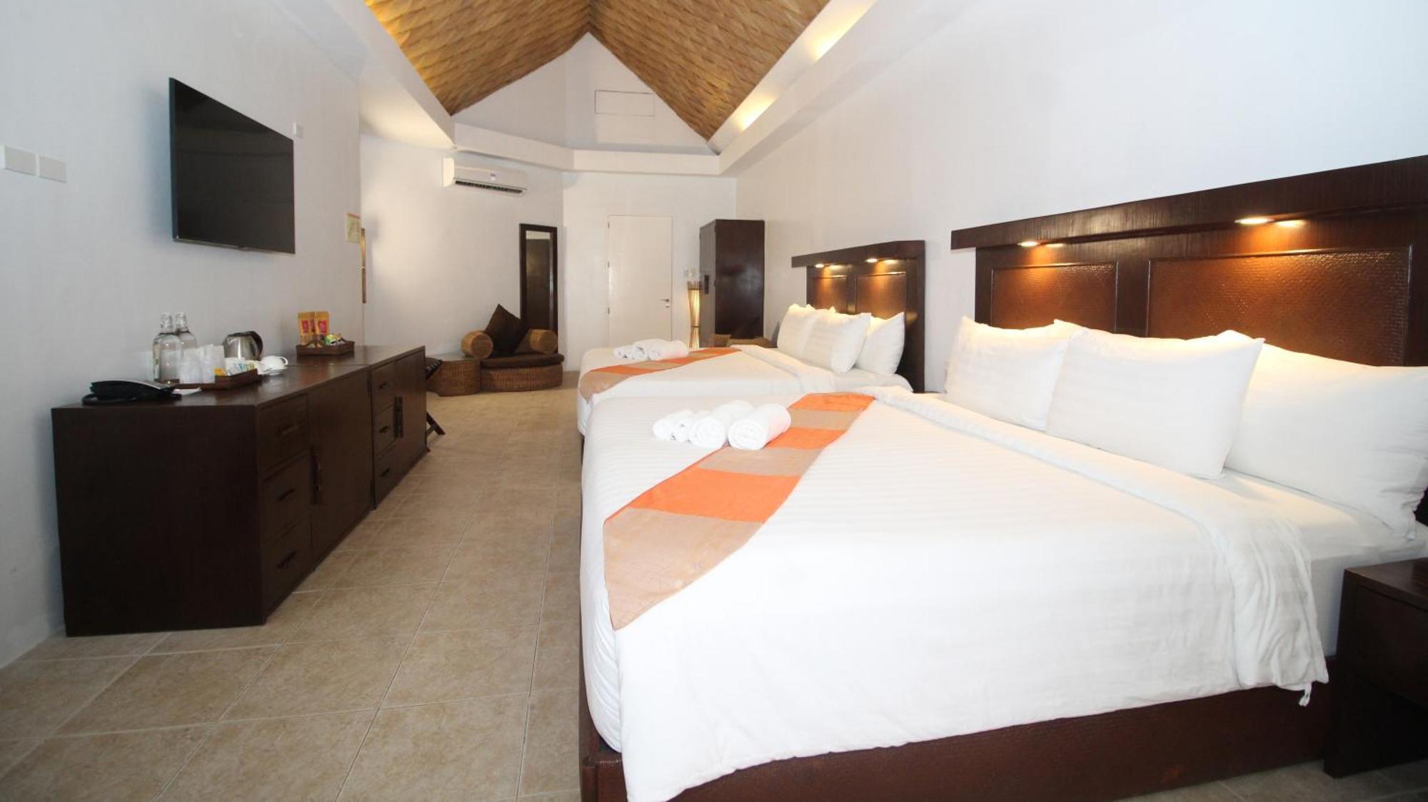 Ambassador In Paradise Balabag  Eksteriør billede Deluxe Room