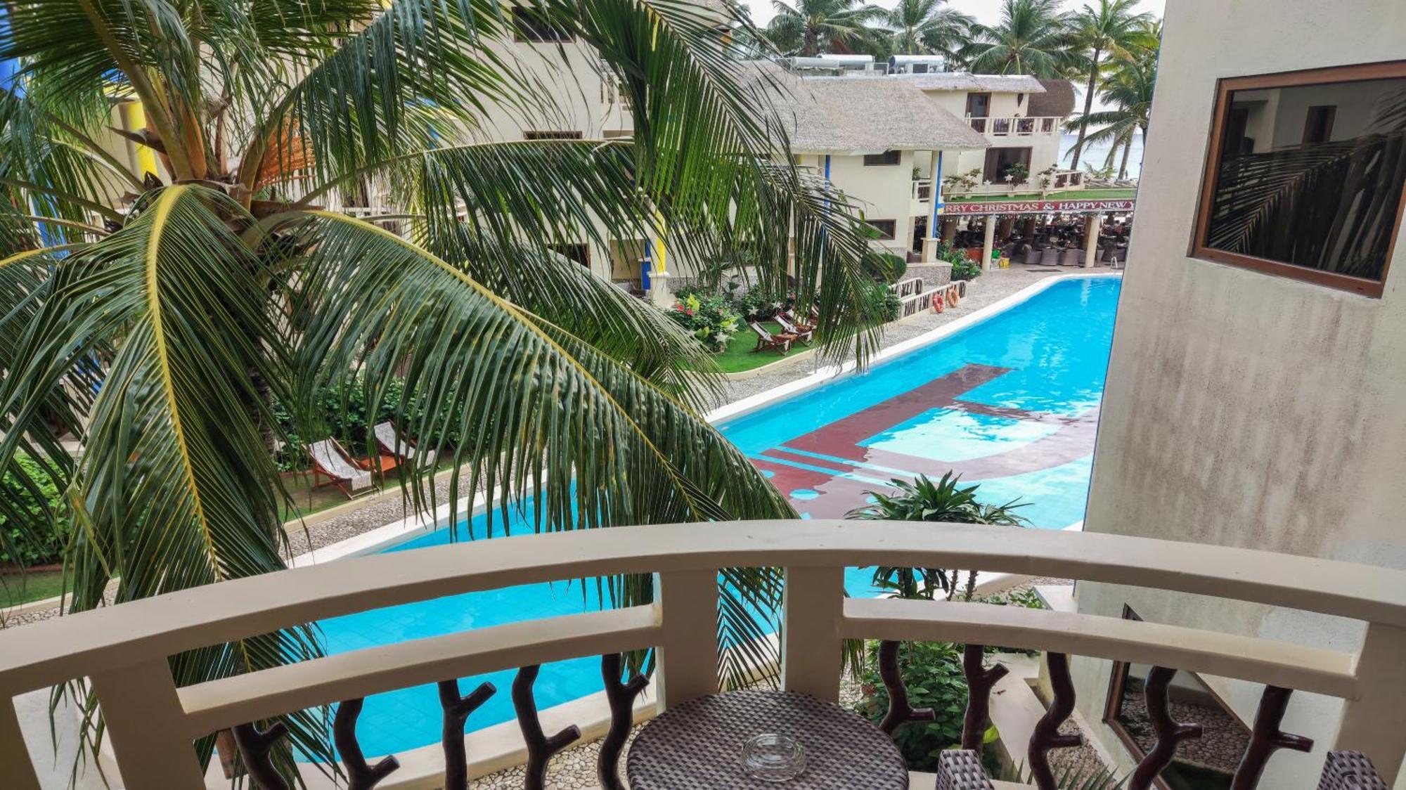 Ambassador In Paradise Balabag  Eksteriør billede The pool at the hotel