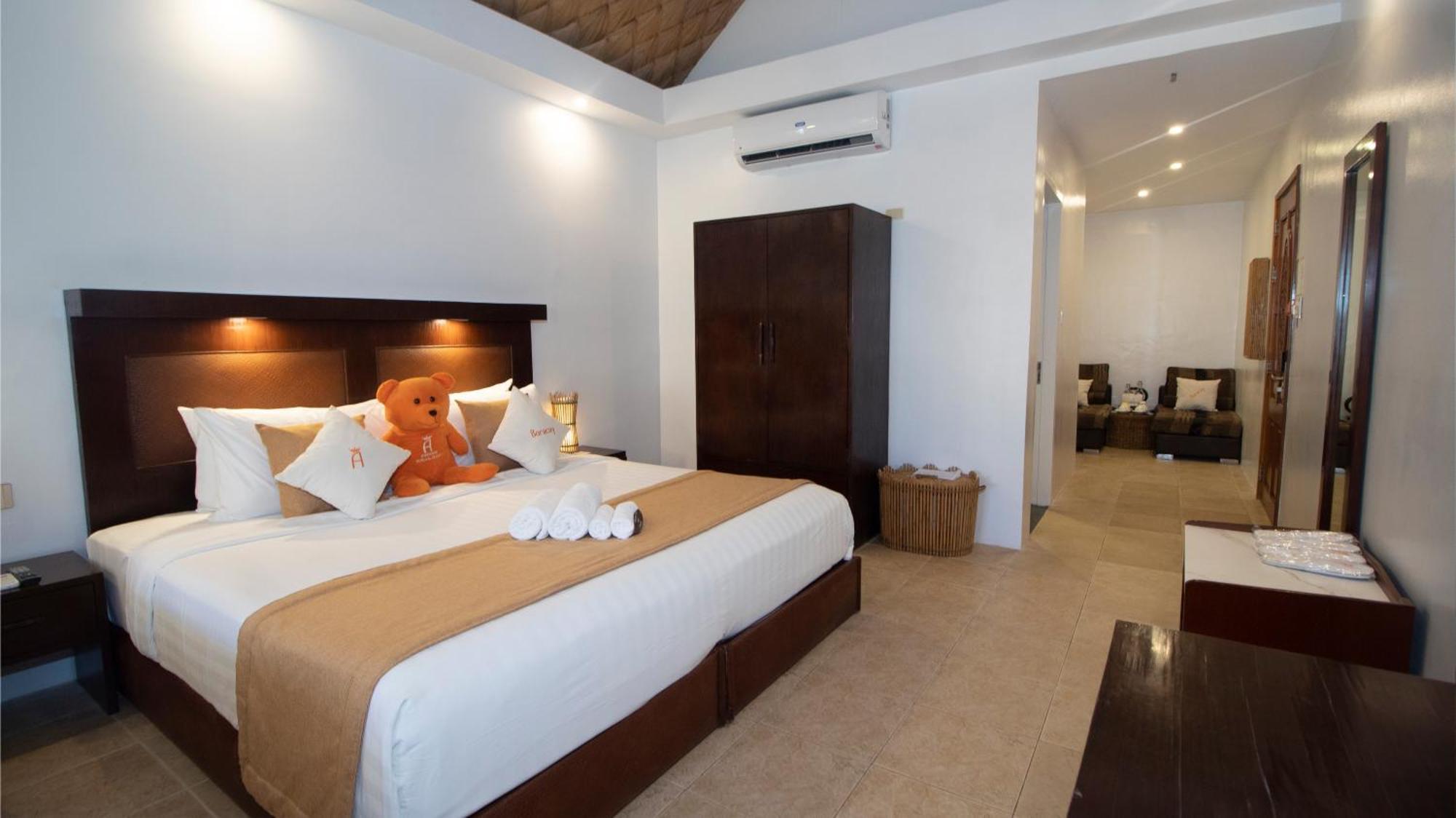 Ambassador In Paradise Balabag  Eksteriør billede A room at the resort